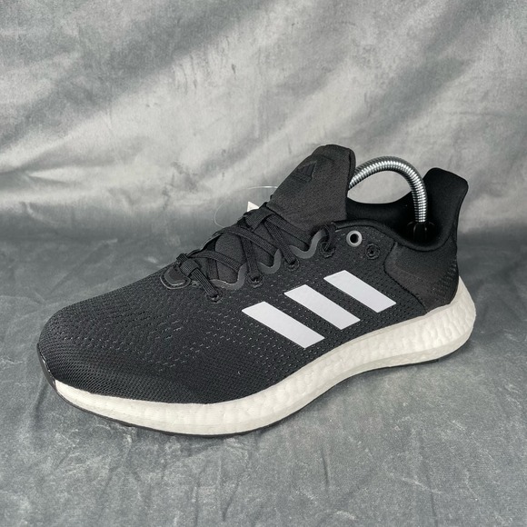 adidas Men's Pureboost 21 Running Shoe Black‎ White Size 8 Women’s Size 9 - Picture 3 of 10